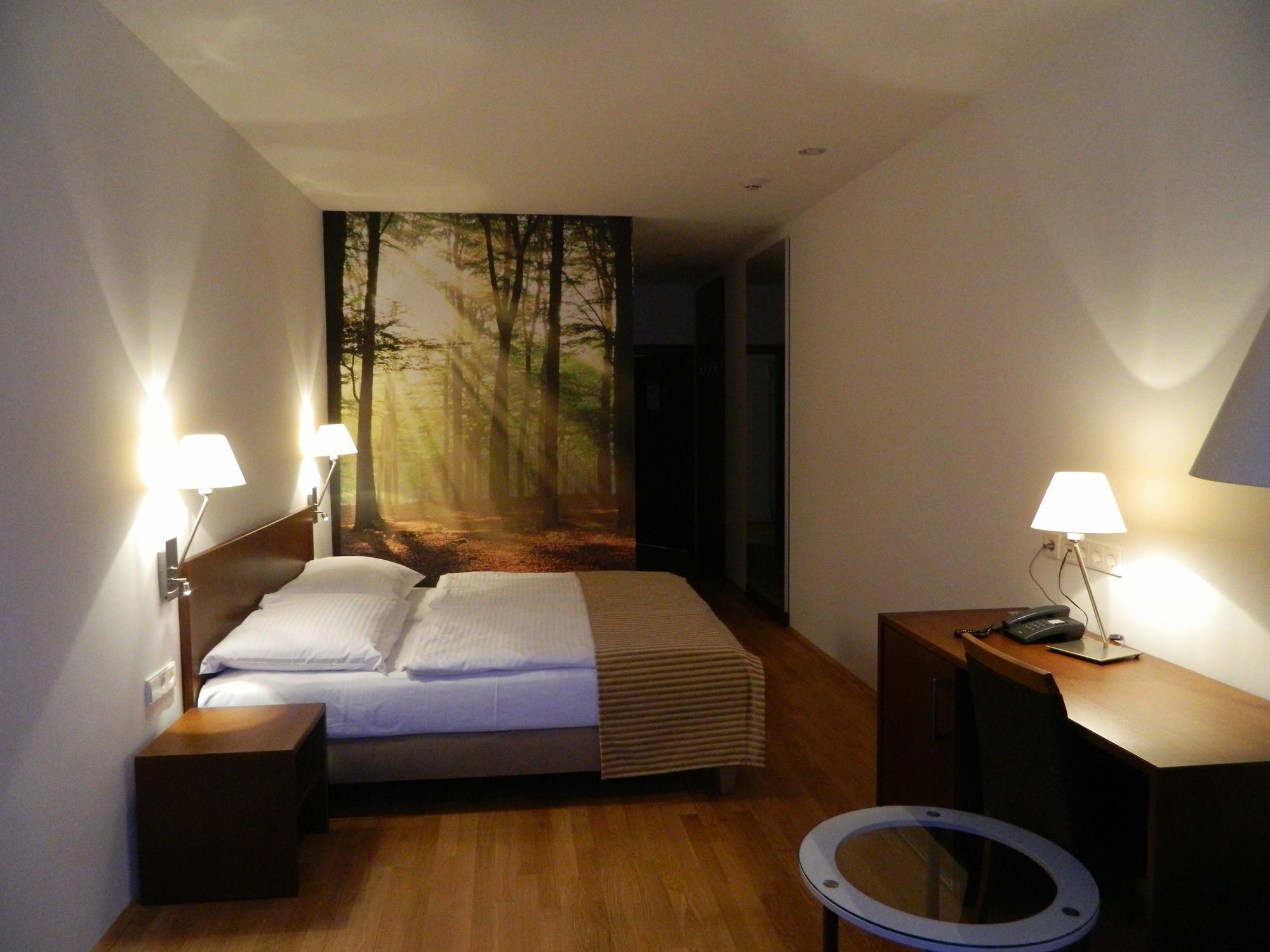 Benediktushaus Im Schottenstift Pensión 3*