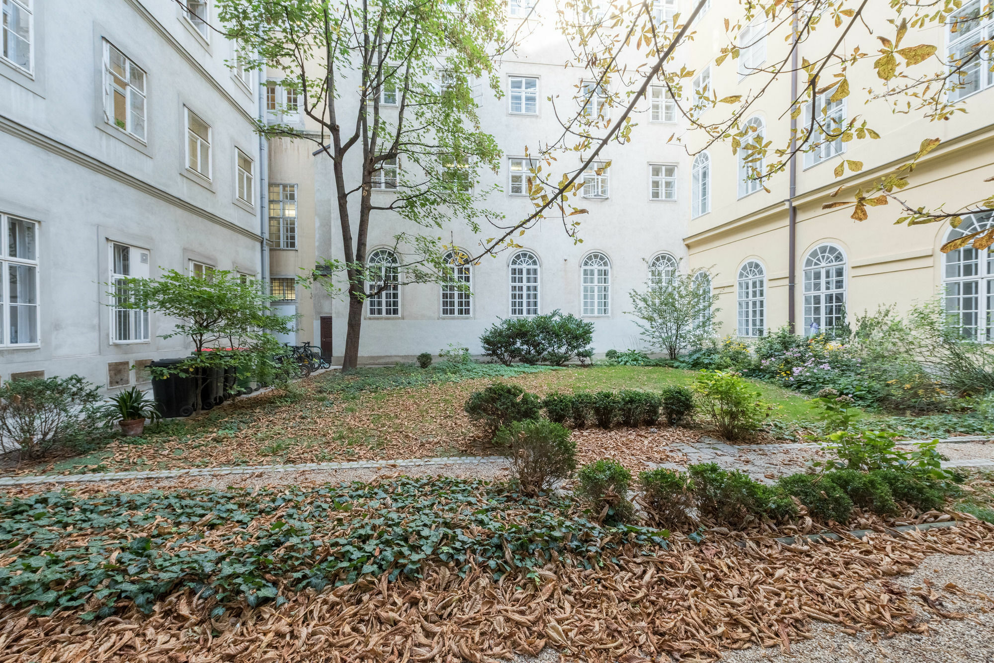 Benediktushaus Im Schottenstift Pensión